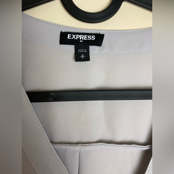 NWOT Express Longsleeves Shirt - S/P - Picture 2 of 5